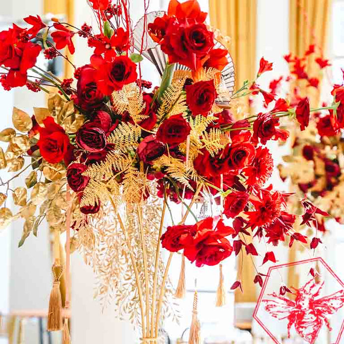 Reflexed hanging event red roses decor for an event.