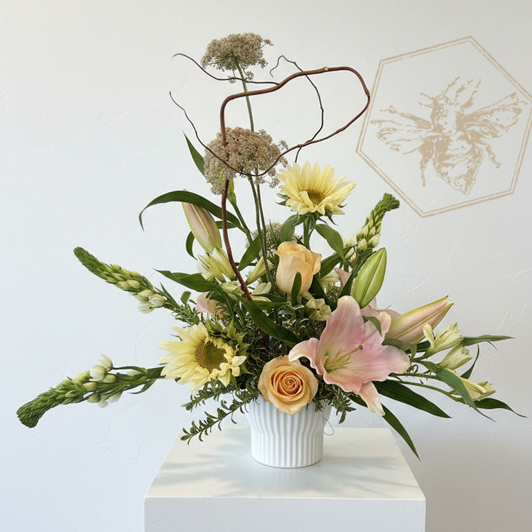 Memorial Accent flowers featuring roses, lilies and queen Anne's Lace
